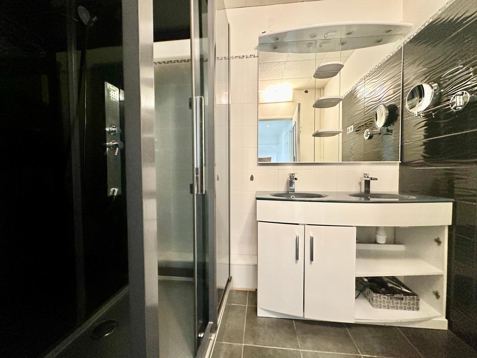 Apartamento Le Montjovis, Spacieux Et Lumineux Avec Garage